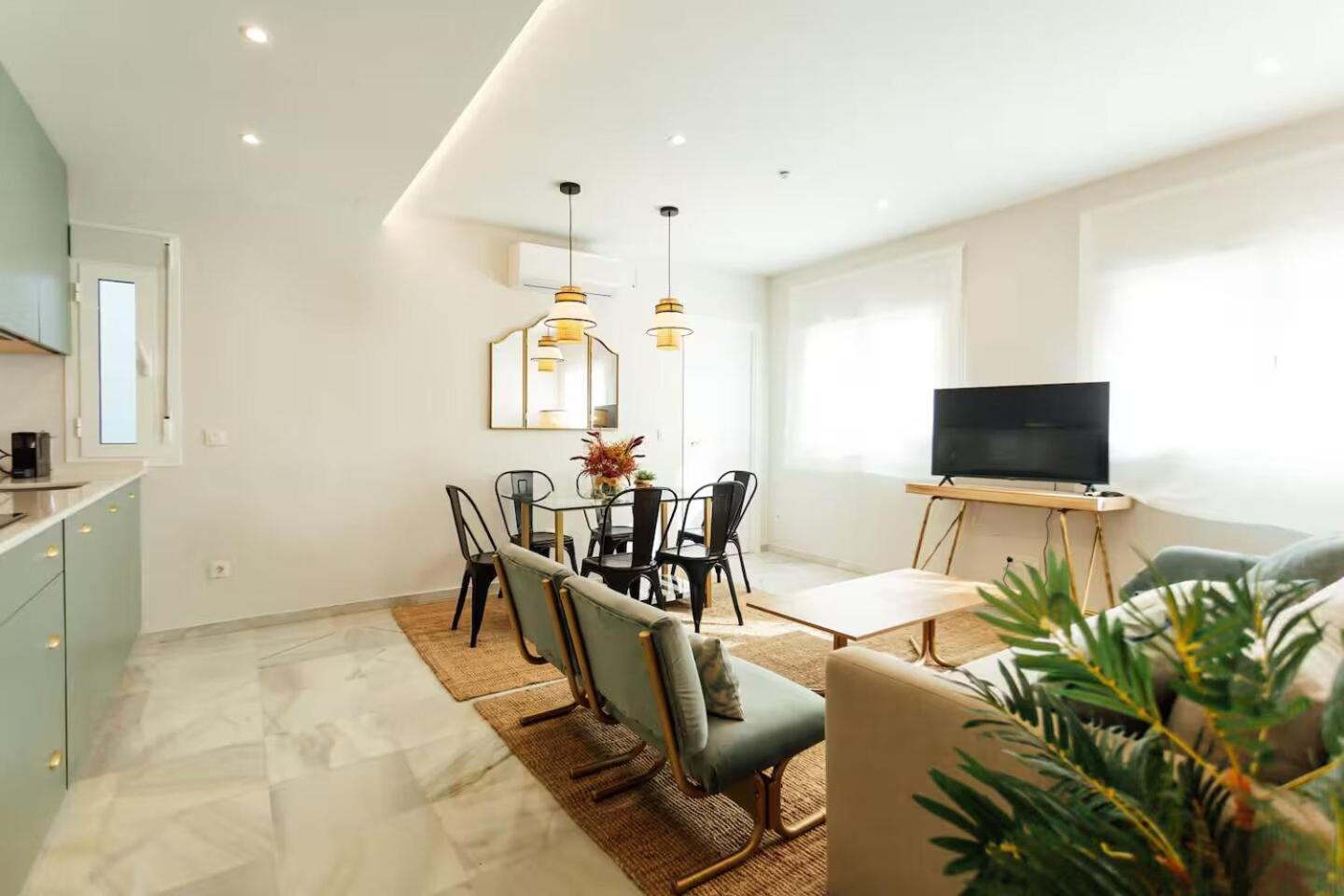 Reformed And Comfy- 2Bd 2Bth- Arenal Apartment Seville Exterior photo
