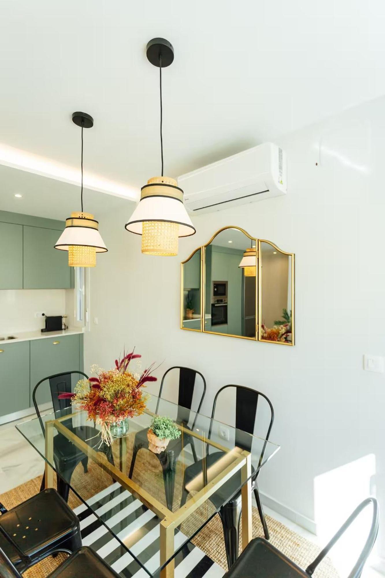 Reformed And Comfy- 2Bd 2Bth- Arenal Apartment Seville Exterior photo